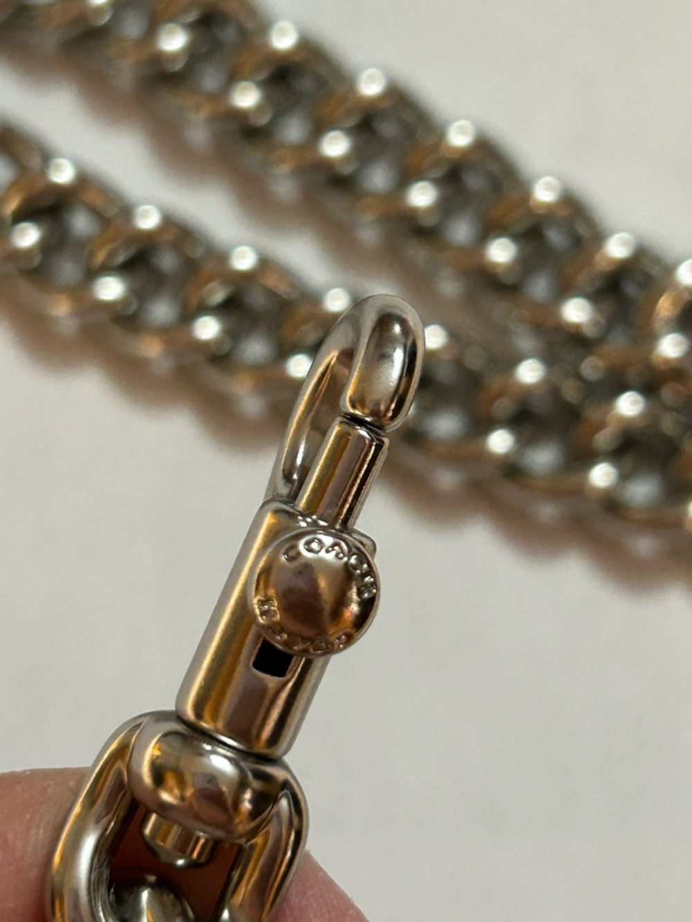 Authentic COACH Silvertone Chain 22” long NWOT - Picture 2 of 4